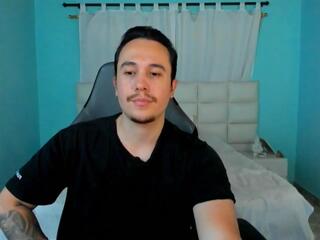 Mr Dominux — Flirt4free stream photo (Apr 2026)