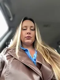 Mona_Plus — Stripchat stream photo (Mar 2026)