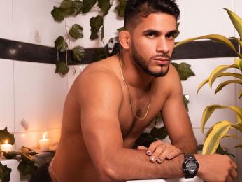 NicolasCollin — Livejasmin stream photo (Apr 2025)