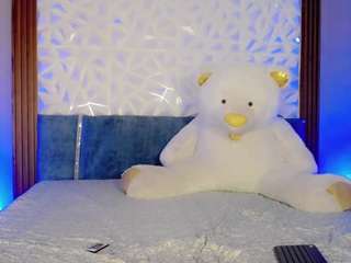 mia-alejandraa — Camsoda stream photo (Aug 2026)