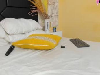 justineperry — Chaturbate stream photo (Mar 2026)