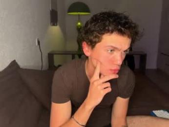 xavier_200 — Chaturbate stream photo (Jun 2026)