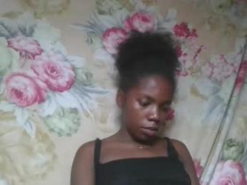 angeeliine — Chaturbate stream photo (Apr 2026)