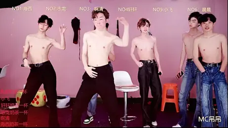 S-Lucky1 — stripchatでウェブカムモデルオンライン