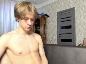 milkiwy — Chaturbate stream photo (Apr 2026)