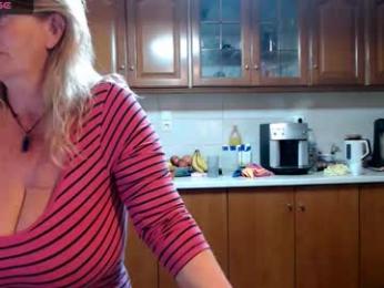 jennadeluxe — Chaturbate stream photo (Jan 2026)
