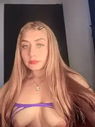 _Danna — Stripchat stream photo (Aug 2026)