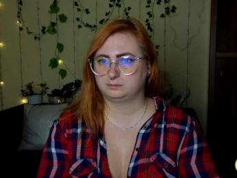Aliciaredluv — Bongacams profile photo