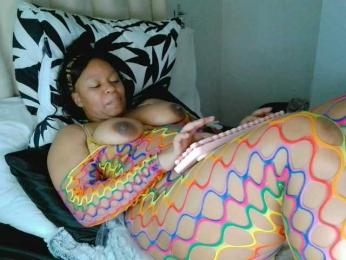 thiquekitten — Bongacams stream photo (Apr 2026)