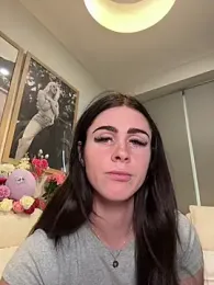 aus_queen — stripchatでウェブカムモデルオンライン