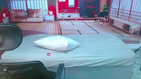 solarboom18 — Stripchat stream photo (Dec 2025)