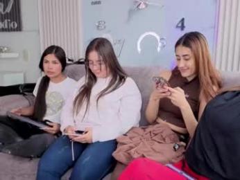 nicky_as — chaturbateでウェブカムモデルオンライン