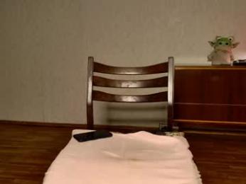 lucyrait — Chaturbate stream photo (Apr 2026)