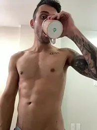 carvalhofelipe — stripchatでウェブカムモデルオンライン