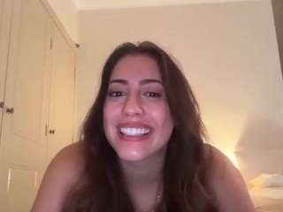 sieeena — Camsoda stream photo (May 2026)