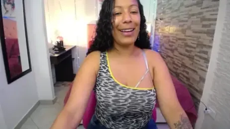 SalmaTits — Stripchat stream photo (Nov 2023)