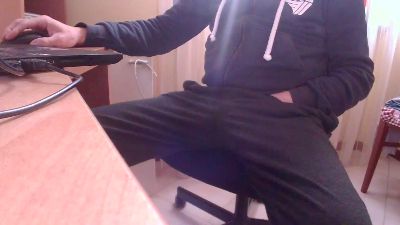 Ed_Hunter_007 — Cam4 stream photo (Apr 2026)