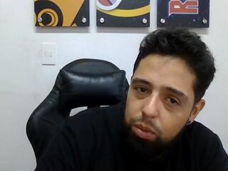 Tim J — flirt4freeでウェブカムモデルオンライン