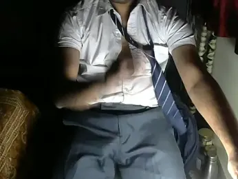 aloneboy1996 — Stripchat stream photo (Dec 2025)