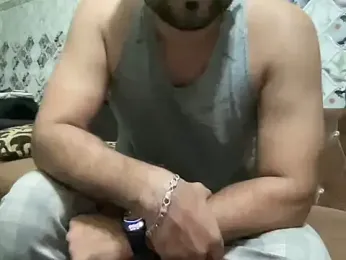 hunkboy09 — stripchatでウェブカムモデルオンライン