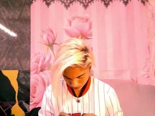 indianunkown — Camsoda stream photo (Apr 2026)