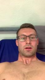 davidfunhot95 — Cam4 stream photo (Jun 2026)