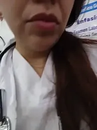 SARA_21- — Stripchat stream photo (May 2026)