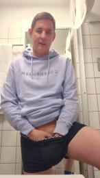 olli_36 — Cam4 profile photo