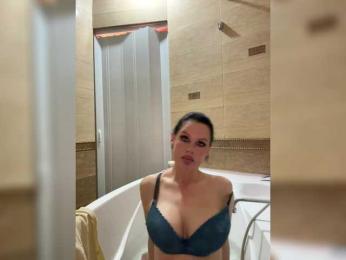 RoyalBreasts — Bongacams stream photo (Apr 2026)