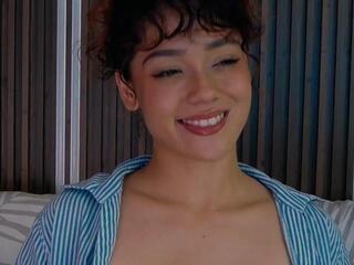 Lucia Saanvi — flirt4freeでウェブカムモデルオンライン