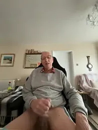 cutaboverest — Stripchat stream photo (Mar 2026)