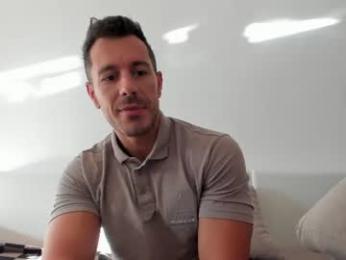 roberto4ever — chaturbateでウェブカムモデルオンライン