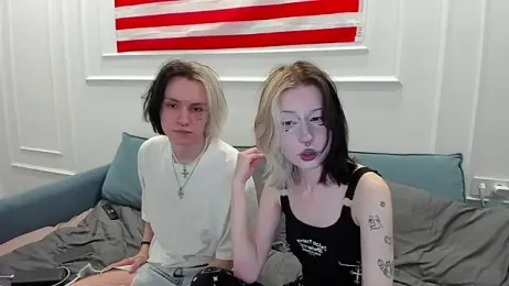 VeryRare_TwinS — stripchatでウェブカムモデルオンライン