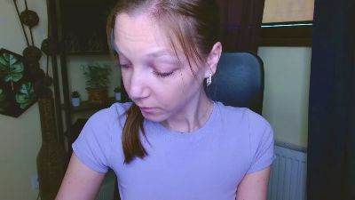 kiss_Emilly — Cam4 stream photo (Nov 2025)