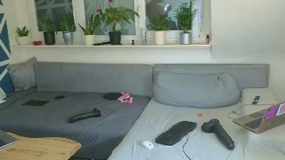 wataa_FUCK — Cam4 stream photo (Mar 2026)