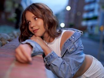 ElizaBenetti — Livejasmin stream photo (Feb 2025)