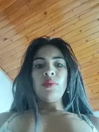 Astrid-- — Stripchat stream photo (May 2026)