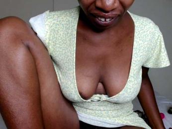 BlushAndMoan — bongacams