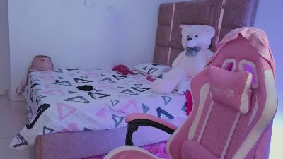Alicesimpson1 — cam4でウェブカムモデルオンライン