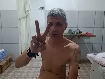 BrenoAvelar — Stripchat stream photo (May 2026)
