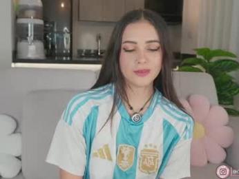 daphne_cooper1 — Chaturbate stream photo (Jun 2026)