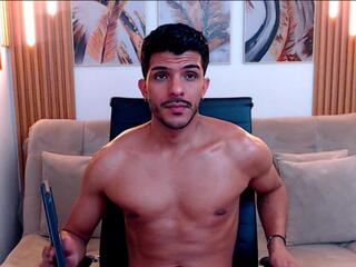 Anddy White — Flirt4free stream photo (Apr 2026)