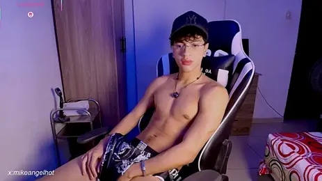 Angelligth — Stripchat profile photo