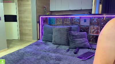 Love_me_miss — Cam4 stream photo (Feb 2026)