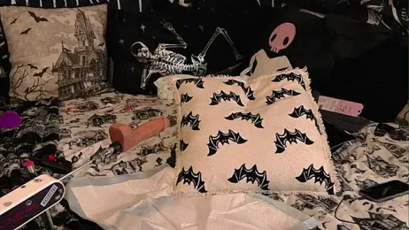 EVILYN — stripchatでウェブカムモデルオンライン