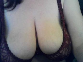 --A-M-I-N-A-- — Bongacams stream photo (Jul 2025)