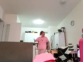 Jahudka47 — Stripchat stream photo (Apr 2026)