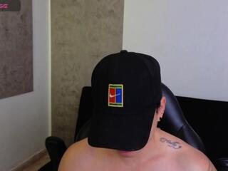 Ahiezer — flirt4freeでウェブカムモデルオンライン