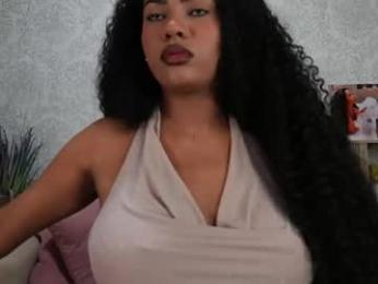 naomixjones1 — chaturbateでウェブカムモデルオンライン