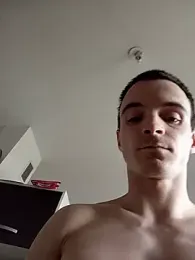 thomsnapchaud — Stripchat stream photo (Aug 2026)